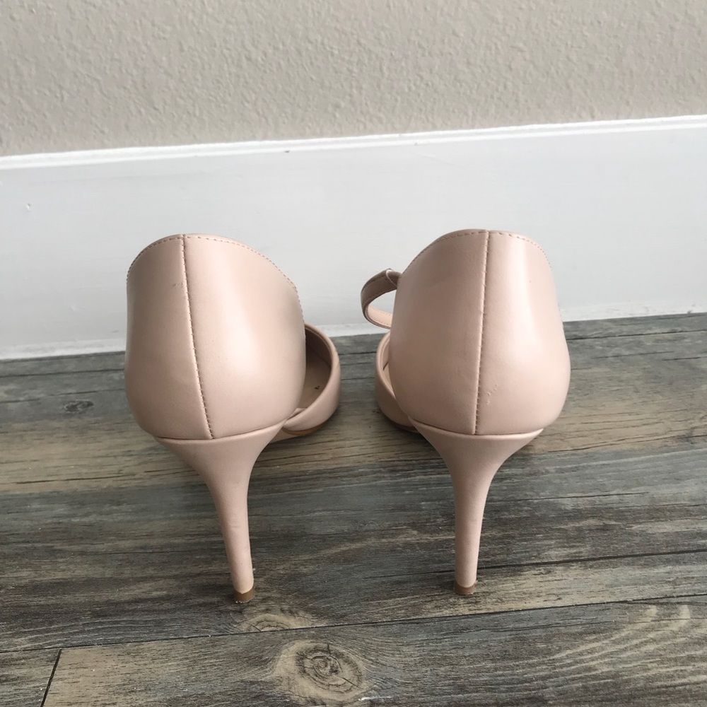 Heels - Picture 2 of 2